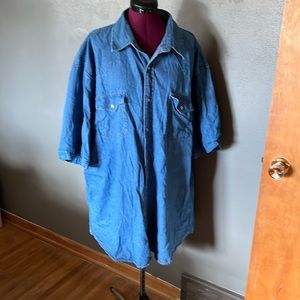 Denim  Work Shirt. Size 4 xlt  snaps